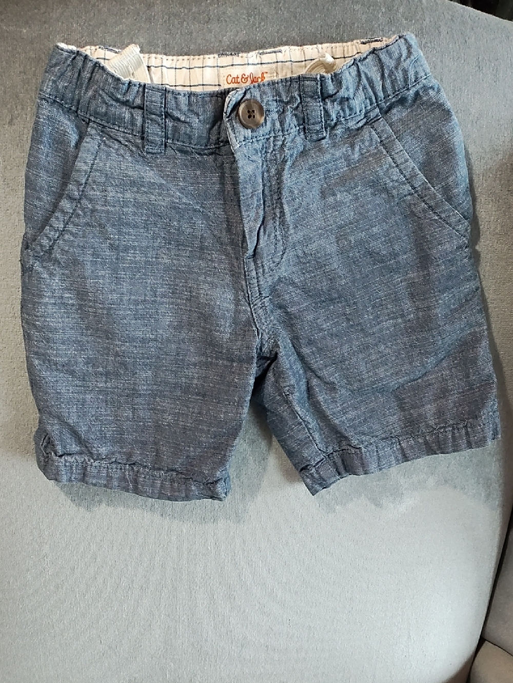 Cat & Jack Chambray Blue Boys' Shorts, Size 5